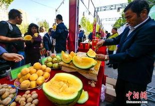 近期热门吃瓜事件商场,揭秘近期商场热门吃瓜事件幕后真相