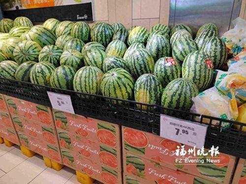 近期热门吃瓜事件商场,揭秘近期商场热门吃瓜事件幕后真相