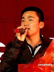 明星网红回家过年视频,共度温馨团圆年