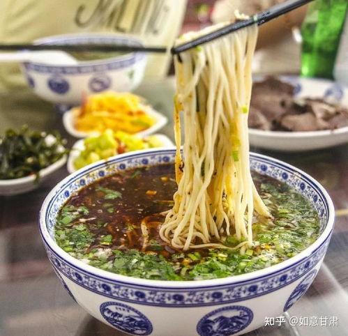 兰州拉面明星网红店,面香四溢，人气爆棚的美食传奇