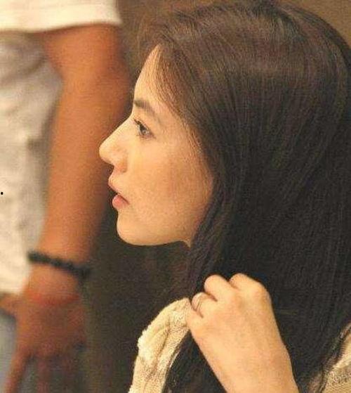 女明星网红侧脸,惊艳众人目光