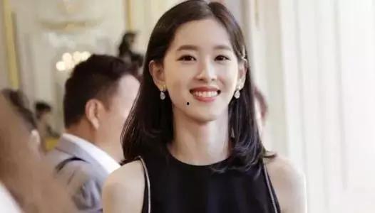 各种明星网红的奶茶,潮流饮品背后的故事